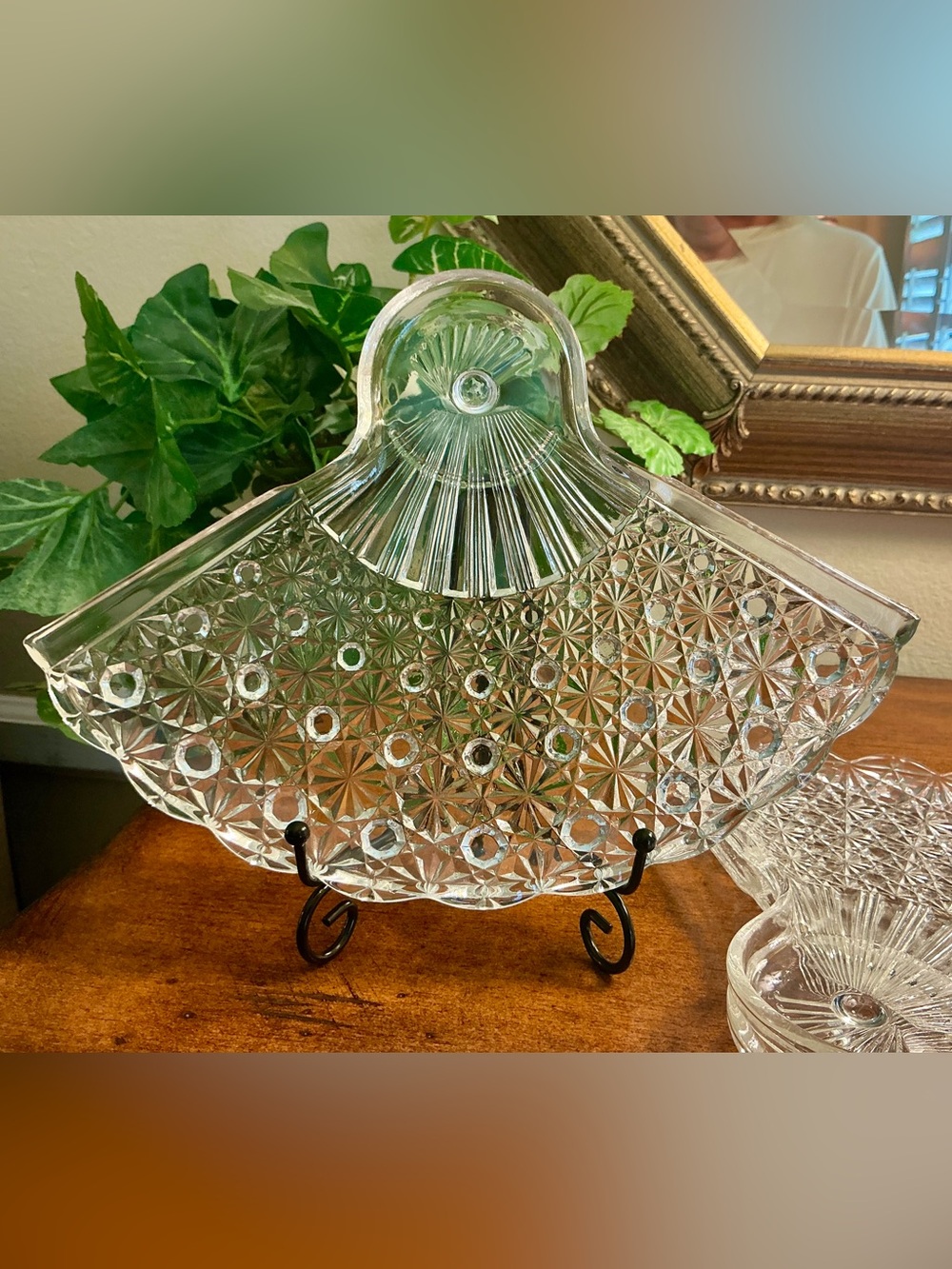 Set of 3 Vintage Anchor Hocking Clear Glass Fan Plate “Daisy & Button Pattern
